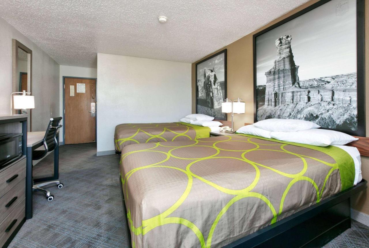 Super 8 By Wyndham Amarillo Hotel Exterior foto